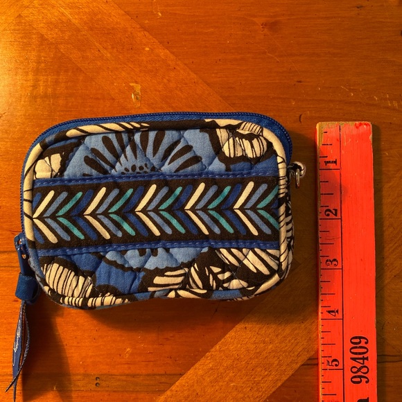 Vera Bradley small wallet 3/$25 sale - Picture 3 of 4